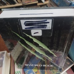 2022 World Book Encyclopedia Complete Full Book Set Ex Library Reference Desk